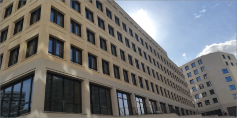 Construcción masiva con piedra maciza de Rosal Stones para edificios de energía casi nula