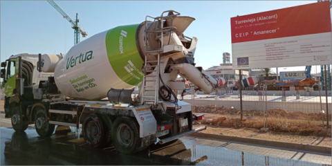 Hormigón con bajas emisiones de CO2 de Cemex para la construcción del CEIP Amanecer en Torrevieja