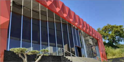 Sistema de fijación Fix Paneles de Quilosa en las nuevas instalaciones de Motores Fera en Oporto