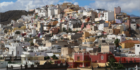 Adjudicadas las obras de rehabilitación energética de 1.212 viviendas públicas de Canarias