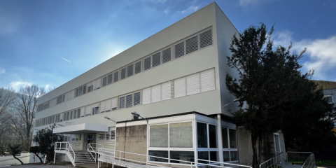 El centro de salud de Ribadavia mejora su eficiencia energética tras la rehabilitación de la envolvente