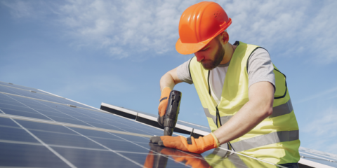 Abierta la convocatoria para apoyar proyectos de rehabilitación de las comunidades energéticas en la UE