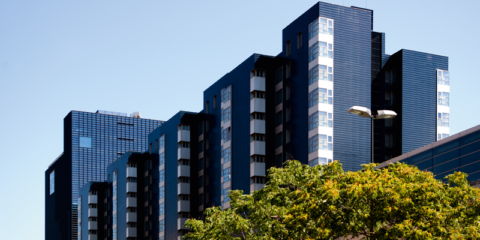 Gres Aragón-Faveker muestra las novedades de fachadas cerámicas ventiladas en la feria BAU