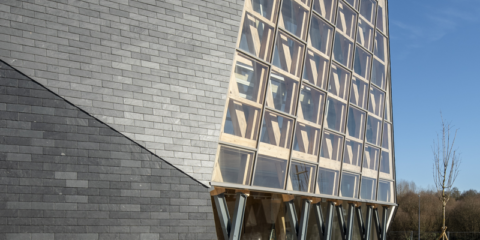 El edificio de madera de consumo casi nulo Impulso Verde cuenta con la certificación FSC