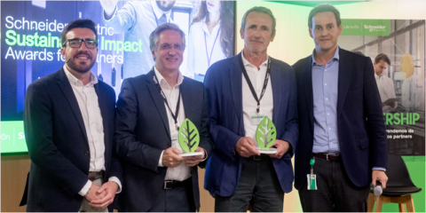 La compañía Schneider Electric reconoce el trabajo de los socios del Canal IT en los Partners Awards