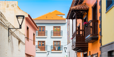 Canarias recibe 31,8 millones de euros de los fondos europeos para impulsar la rehabilitación verde