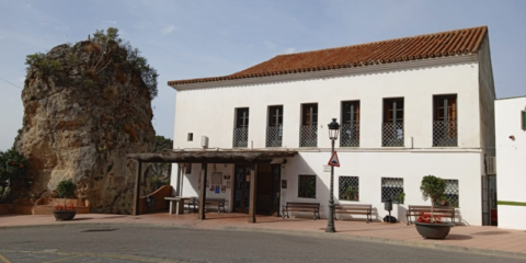 Abierta la licitación para las obras de rehabilitación del centro social de mayores de Casares