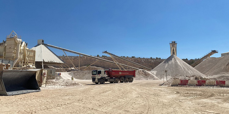 Cemex incorpora dos nuevas canteras a sus operaciones de áridos en la zona centro