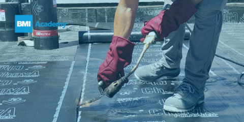 Vitoria-Gasteiz acoge el curso de instalación del sistema de lámina bituminosa Politaber de ChovA