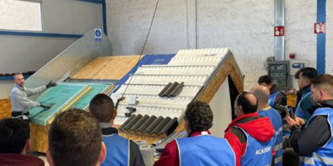 La compañía BMI ofrece un curso en Toledo sobre la instalación del sistema Tectum First y Tectum Pro