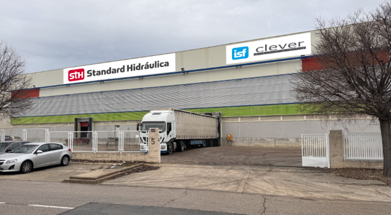 Standard Hidráulica da un paso hacia delante realizando un cambio de instalaciones en Madrid