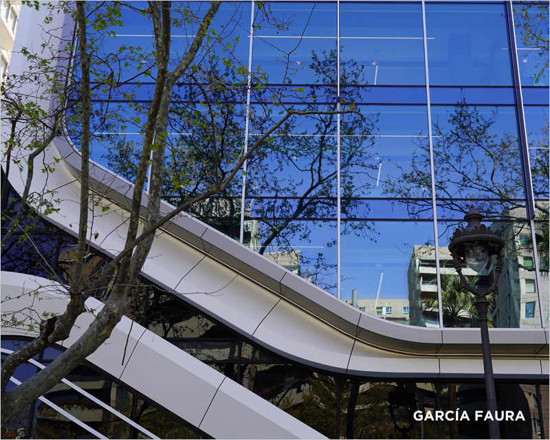 La sede de Naturgy en Barcelona incorpora las soluciones de aislamiento de Saint-Gobain Glass e Isover