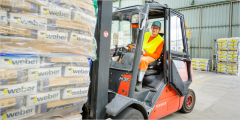 Los clientes de Saint-Gobain Weber en España ya pueden realizar sus pedidos a través de WhatsApp