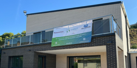 Una vivienda en Huesca incorpora el vidrio con baja huella de carbono Climalit Oraé de Saint-Gobain