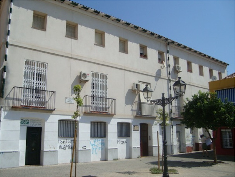 Licitadas las obras de accesibilidad en un edificio de 26 viviendas públicas en alquiler en Málaga