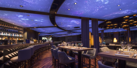 El tejido de punto Ecophon Clipso de Saint-Gobain cubre paredes y techos con un revestimiento integral