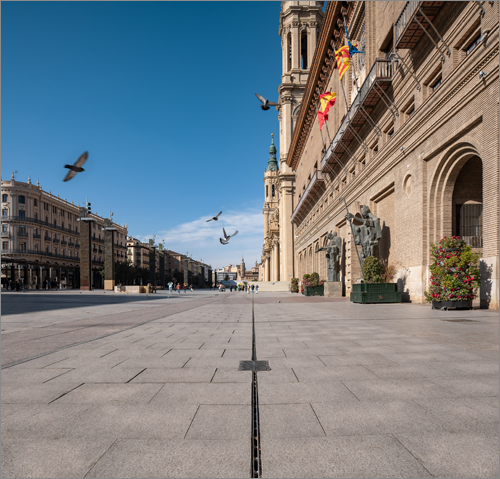 La compañía Ulma suministra canales de drenaje en hormigón polímero para la plaza del Pilar de Zaragoza