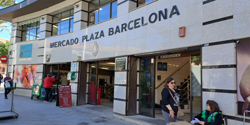 Cerca de dos millones de euros va a ser el coste total de la remodelación de dos de los mercados más tradicionales, los de Plaza Barcelona y Plaza Madrid.