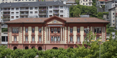 Éibar lanza una convocatoria de ayudas para obras de accesibilidad y restauración de fachadas