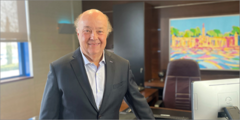 Andimac otorga a Manuel del Río un premio por su trayectoria profesional y su contribución al canal distribuidor