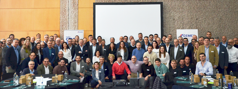 Participantes en la convección de Cemex.