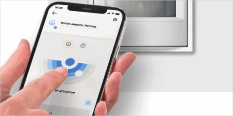 Las novedades de Jung para la gestión energética de edificios se presentan en Construmat 2025