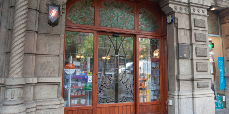Puertas automáticas personalizadas en pequeños comercios