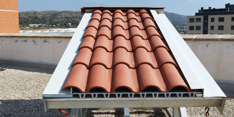 El proyecto Renovat impulsa la rehabilitación de viviendas mediante cubiertas colectoras activas