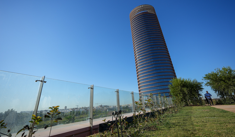 Torre Sevilla inaugura Loft Garden