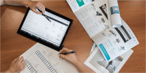 Manusa ofrece asesoramiento integral en puertas automáticas para proyectos arquitectónicos