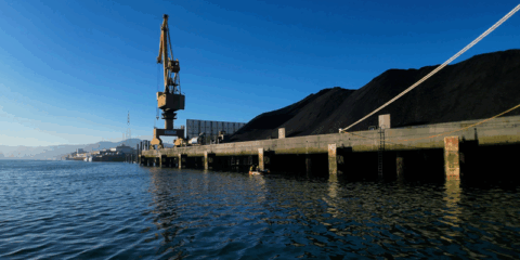 La Autoridad Portuaria de Avilés y Sika refuerzan la durabilidad del Muelle de Raíces