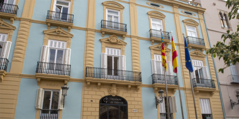 Acuerdo para mejorar la sostenibilidad de los edificios públicos de la provincia de Valencia