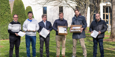 Investigadores navarros desarrollan materiales de construcción que descontaminan el aire con luz solar