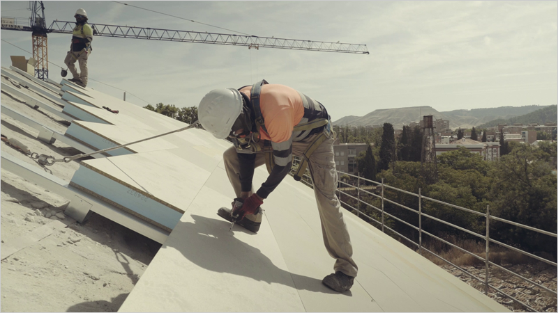Onduline despliega nueva identidad de marca y refuerza su papel en la rehabilitación de cubiertas en España
