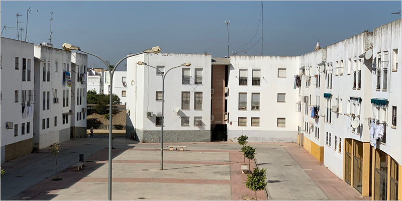 Licitación abierta para la rehabilitación de un edificio de 46 viviendas sociales en Lora del Río en Sevilla