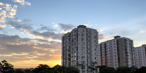La revisión del cálculo de energía primaria de la electricidad en edificios se abre a consulta pública
