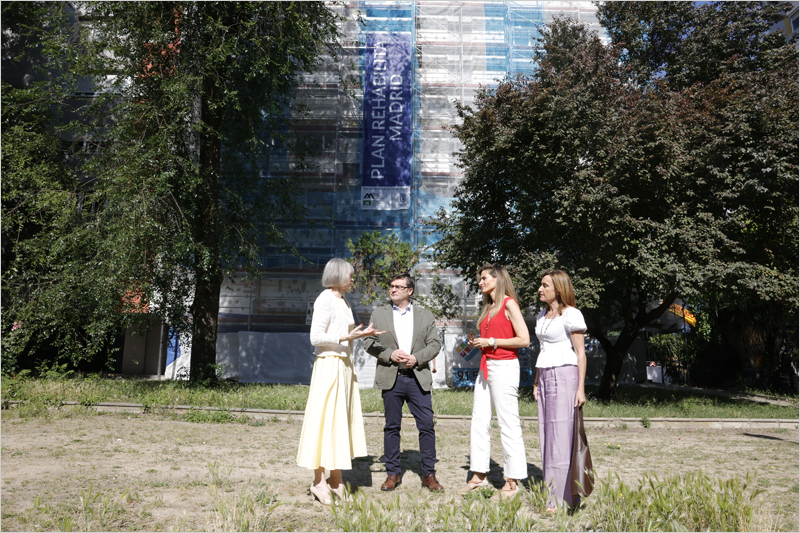 Orcasitas inicia la instalación de placas solares para convertirse en el primer barrio ecosolar de Madrid