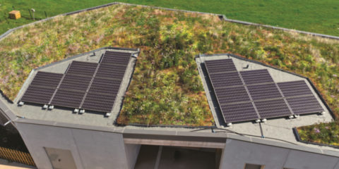 SOPREMA integra cubiertas solares y ajardinadas con los sistemas Soprasolar y Sopranature