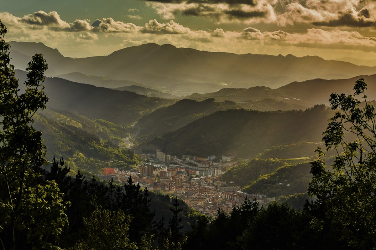 La redacción del nuevo Plan General de Ordenación Urbana de Eibar sale a licitación