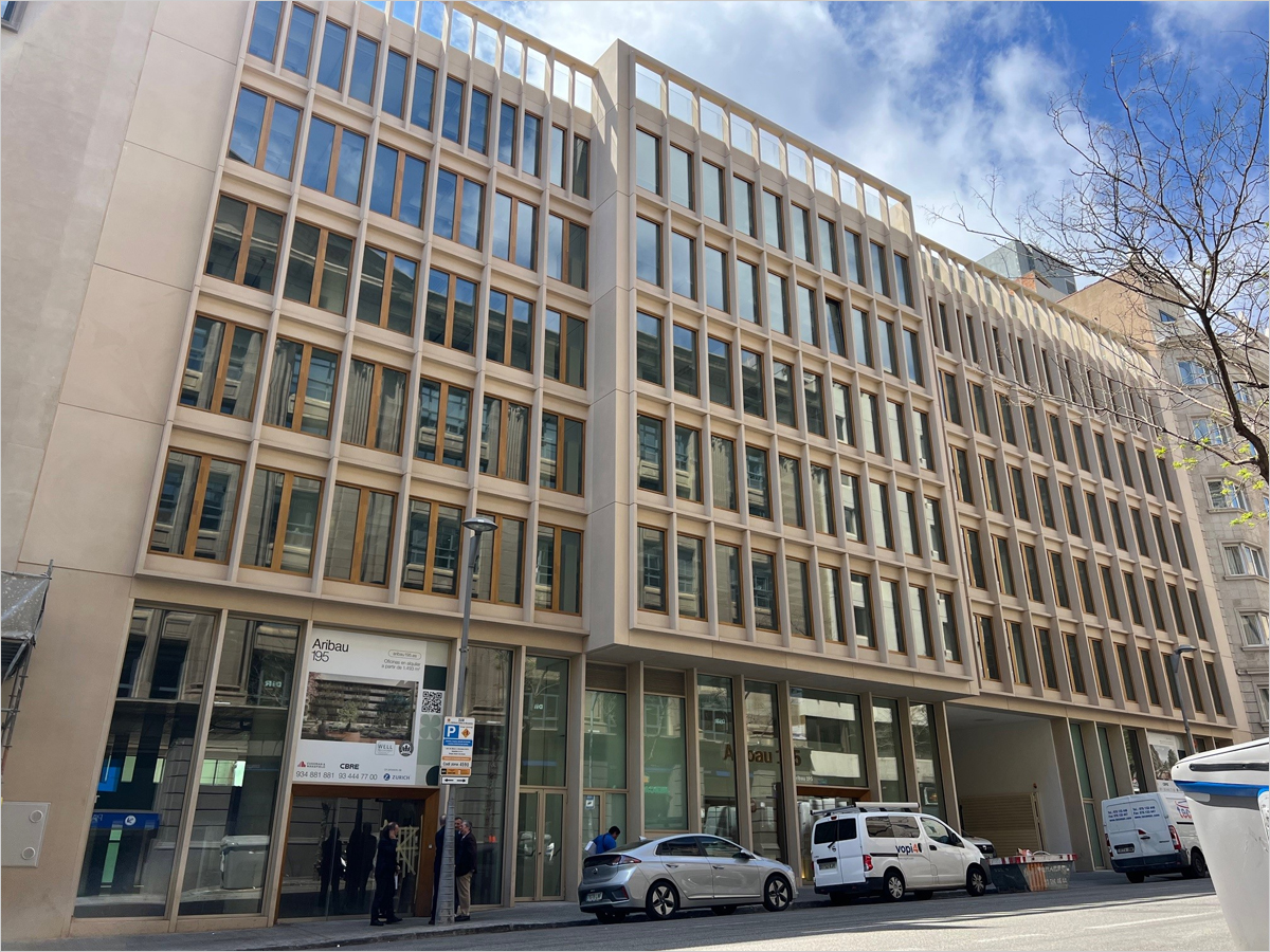 La renovación de las oficinas Zurich Aribau incorpora soluciones de vidrio y aislamiento de Saint-Gobain