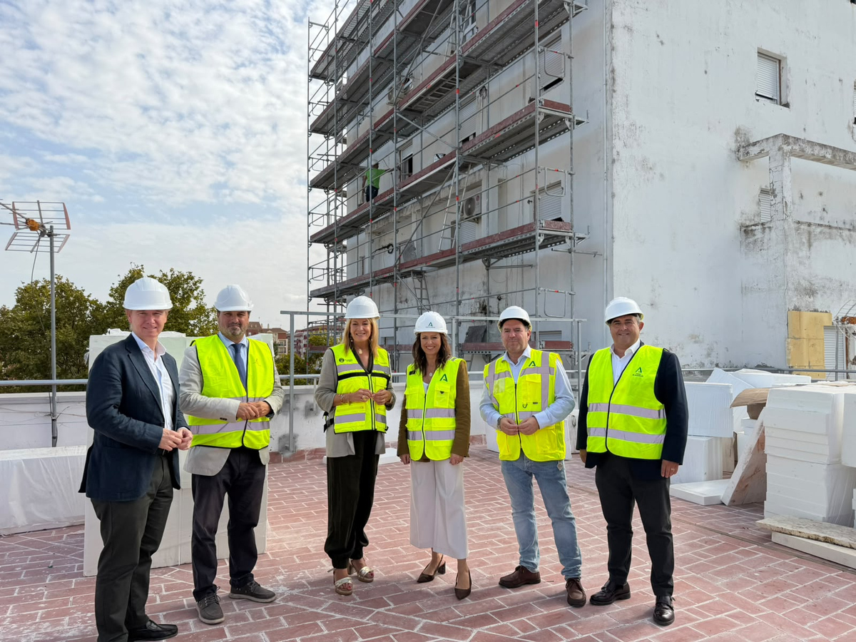 Avanza la rehabilitación energética de 64 viviendas públicas en Huelva con mejoras de accesibilidad